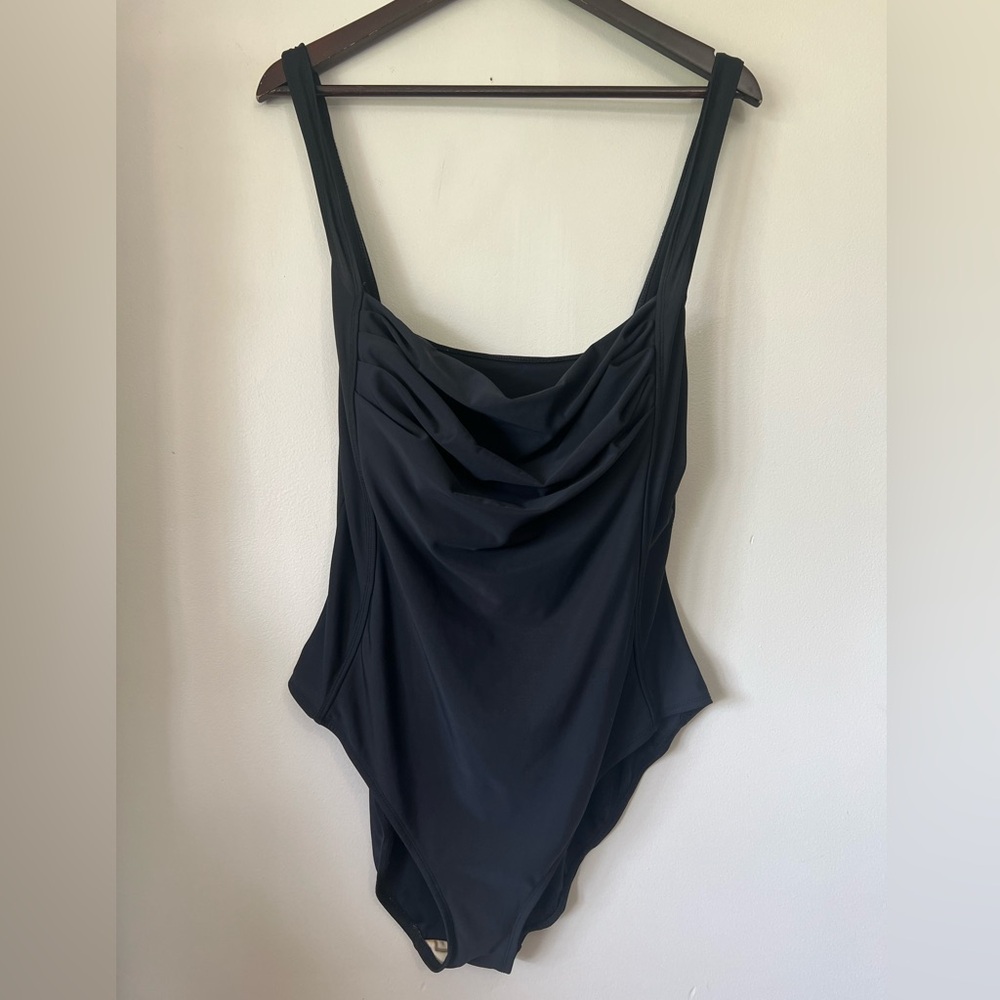 Cazimi Black One Piece Swimsuit Size 24W Classic Beach Pool Summer Vacation 90s